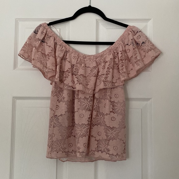New - Jack by BB Dakota Lace Off-The-Shoulder Top - Picture 4 of 6